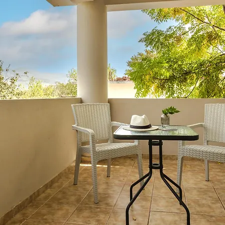 Sofi Bed & Breakfast 3*