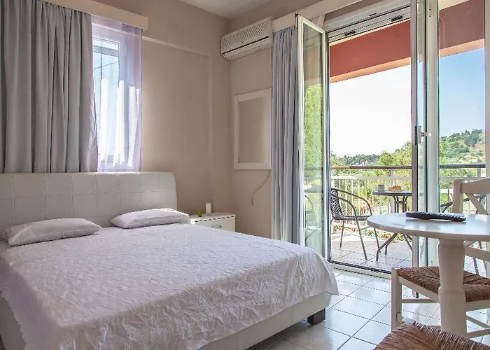Sofi Bed and breakfast 3*