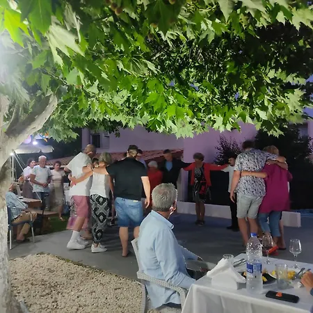 Sofi Bed & Breakfast Lixouri