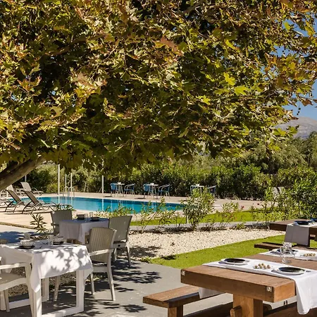 Sofi Bed & Breakfast 3*